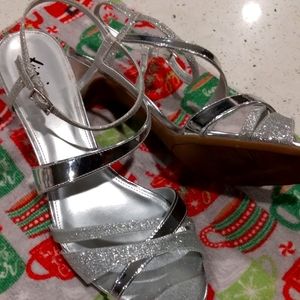 Dress Sandal Heels 11 M/W